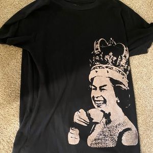 Queen Elizabeth tee shirt